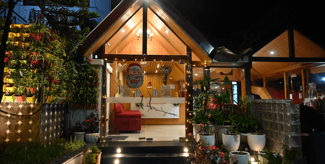 Ashiana Clarks Inn, Near Shimla Mall Road