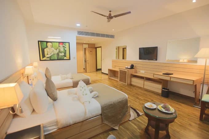 Peaceful Stay in Panchkula: Ideal for Families, Couples & Business Travelers