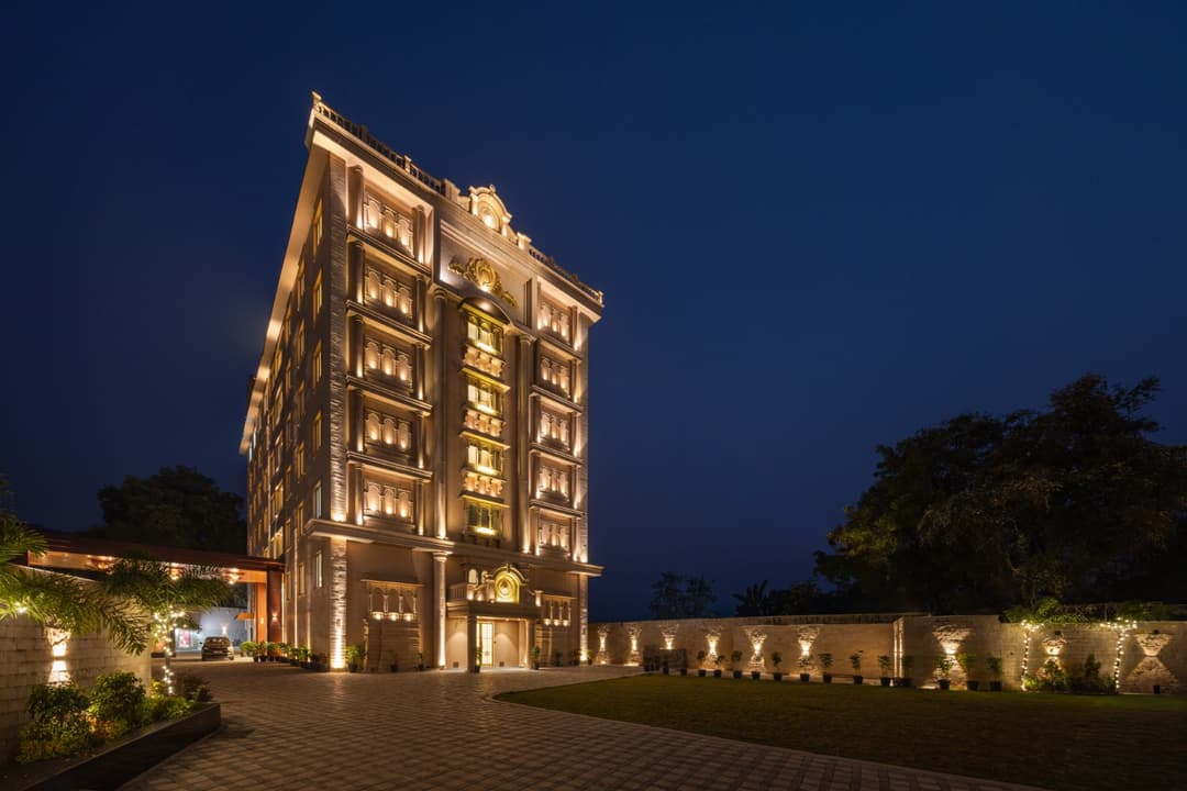 stay at the best hotels in dhanbad near railway station