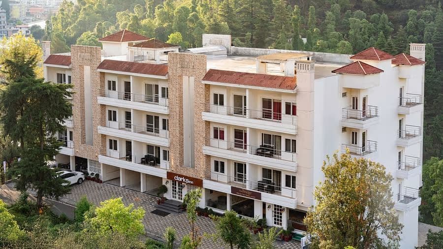 Where to Find Monsoon Special Stay Packages in Bhowali