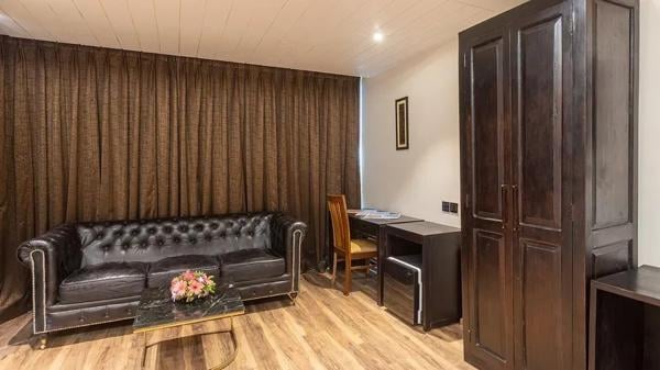 DiVaN JR Suite