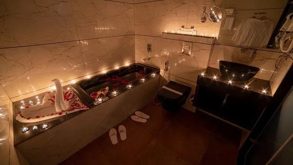 DiVaN JR Suite
