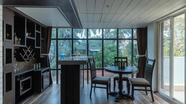 DiVaN Presidential Suite
