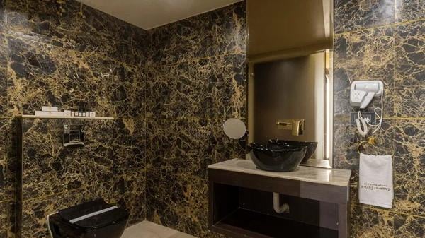 DiVaN Presidential Suite