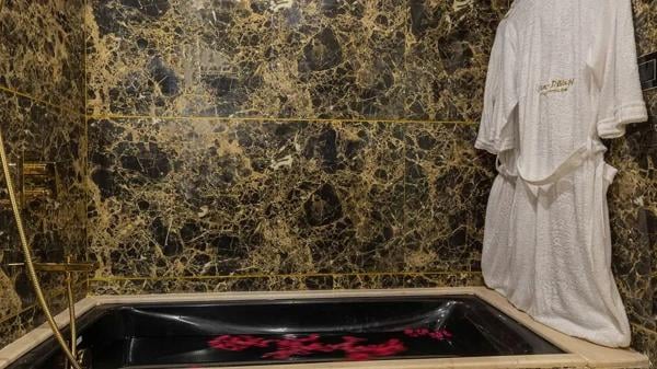 DiVaN Presidential Suite